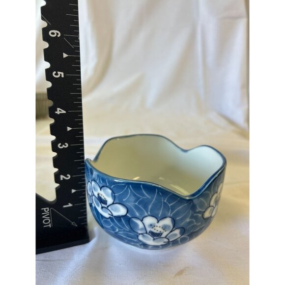 Hand-Painted Blue & White Floral Ceramic Bowl - Picture 2 of 2